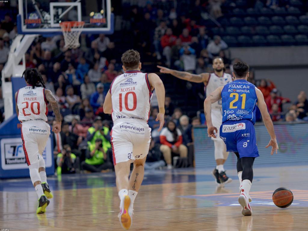 យុទ្ធសាស្ត្រសម្រាប់ការជួយក្នុងហ្គេមប្រកបដោយប្រសិទ្ធិភាព